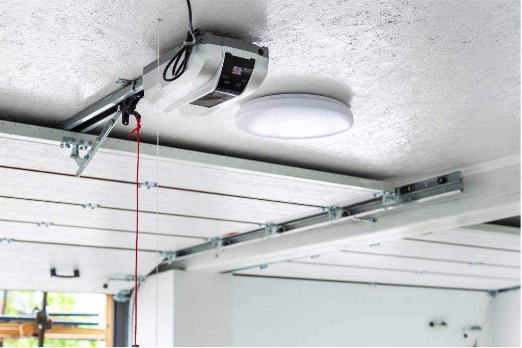 MOTEUR POUR PORTE DE GARAGE GRASSE