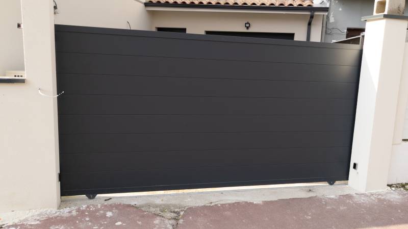 Prix POSE PORTAIL COULISSANT A GRASSE